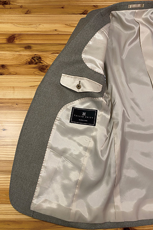 テイラーイグジスト