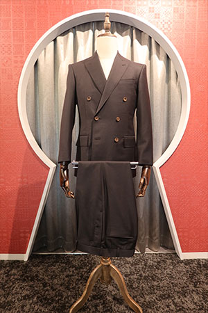 テイラーイグジスト