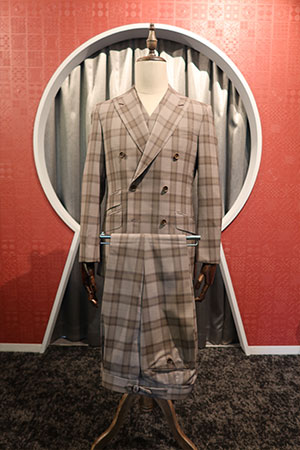 テイラーイグジスト