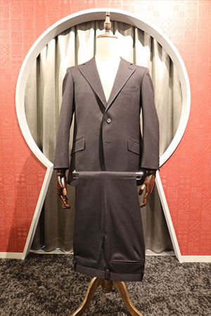 テイラーイグジスト