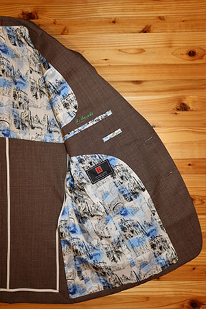 テイラーイグジスト