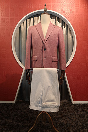 テイラーイグジスト