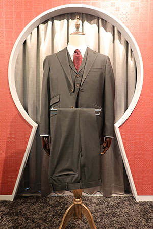 テイラーイグジスト